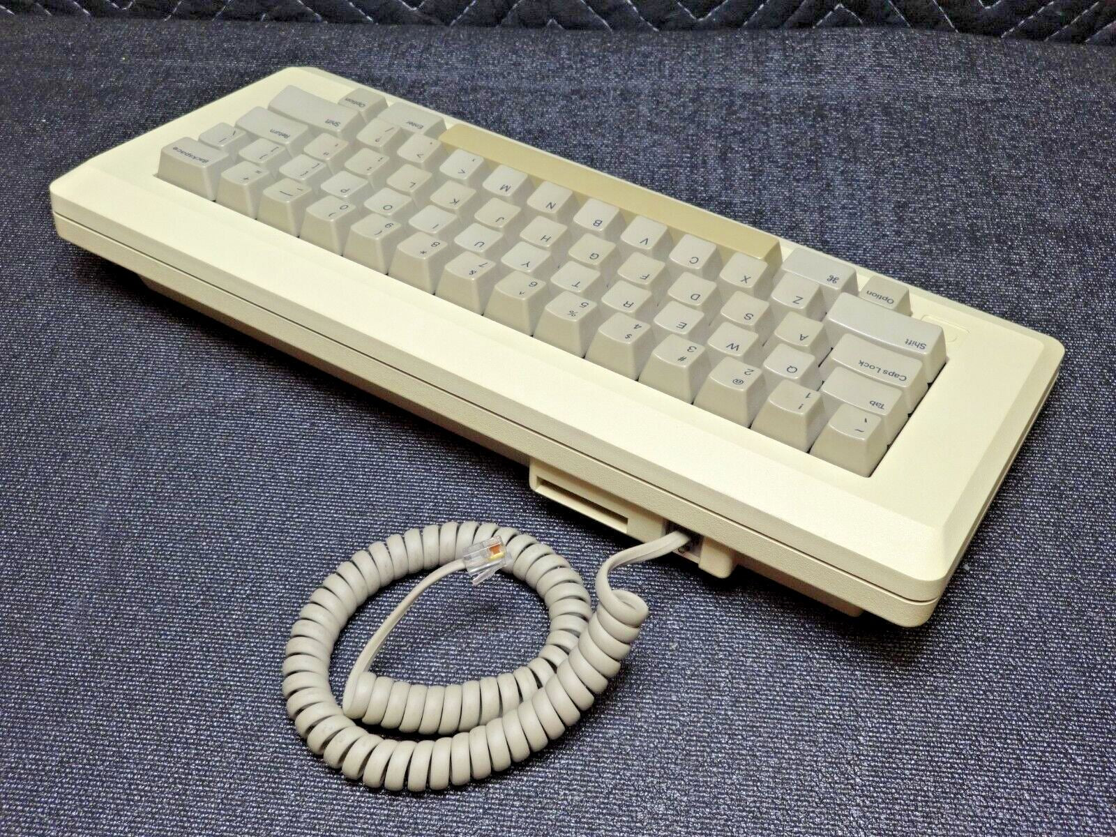 1984 Apple Macintosh Original Keyboard Model M0110 Mac 128K w/ Cord ...