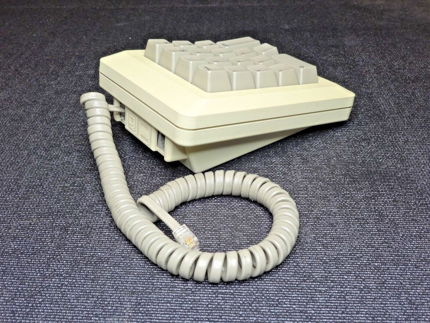 1984 Macintosh 128K M0001 Numeric KEYPAD Model M0120 and CABLE Mac 512K