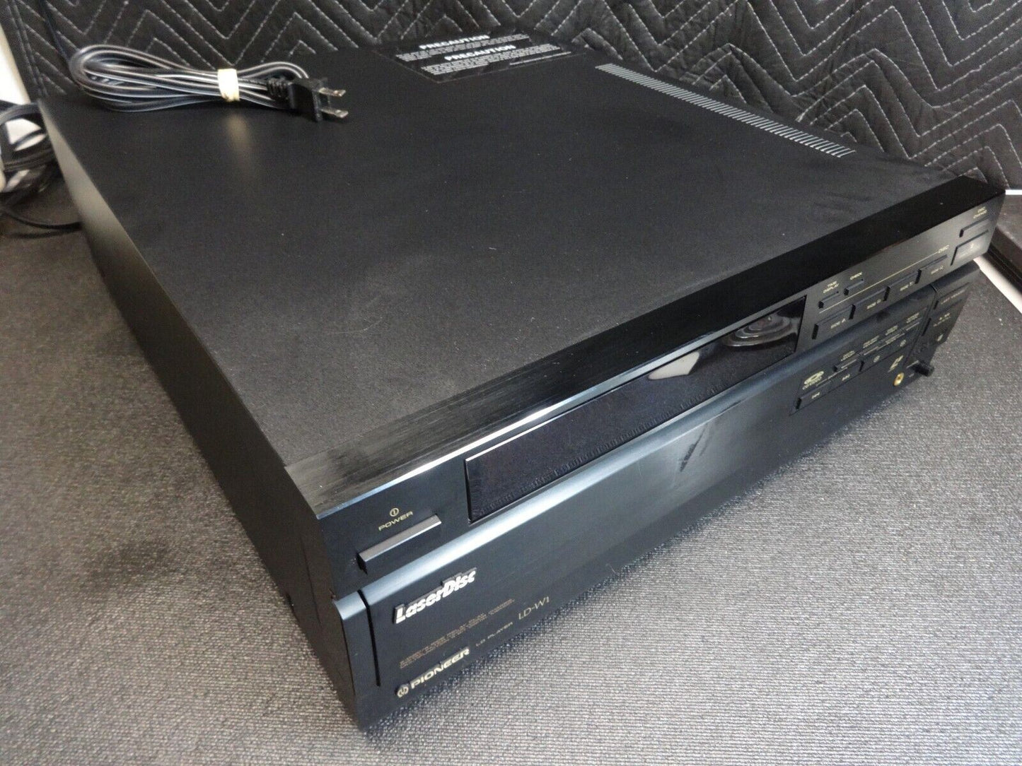 Pioneer LD-W1 Laserdisc Player w/ Remote and Manual - Inspected, Tested Working