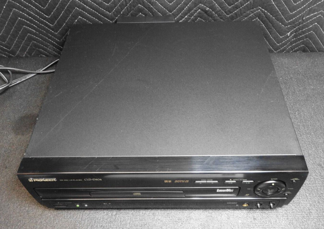 Pioneer CLD-D504 Laserdisc Player Karaoke w/ Manual Microphone Remote *Serviced*