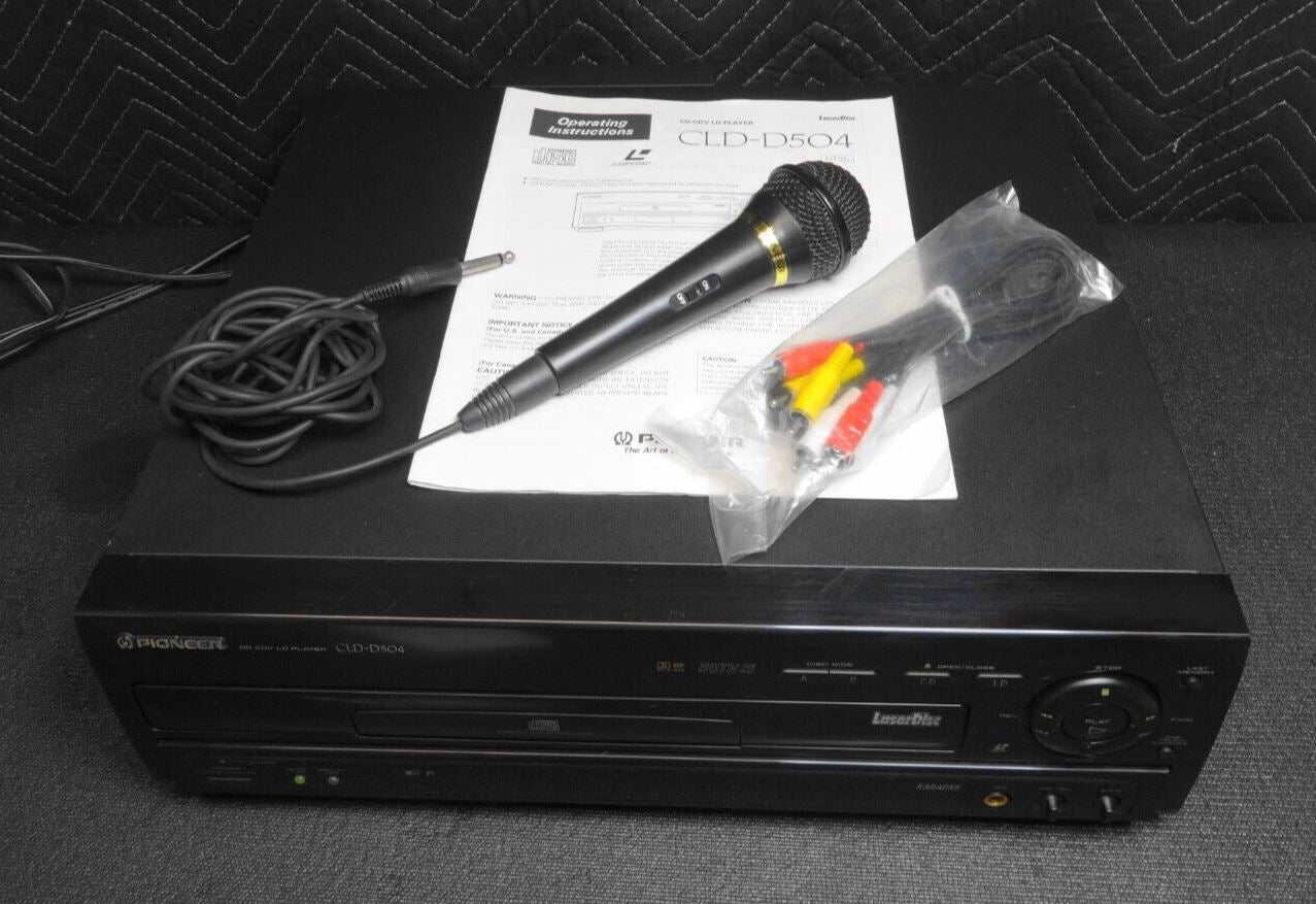 Pioneer CLD-D504 Laserdisc Player Karaoke w/ Manual Microphone Remote *Serviced*