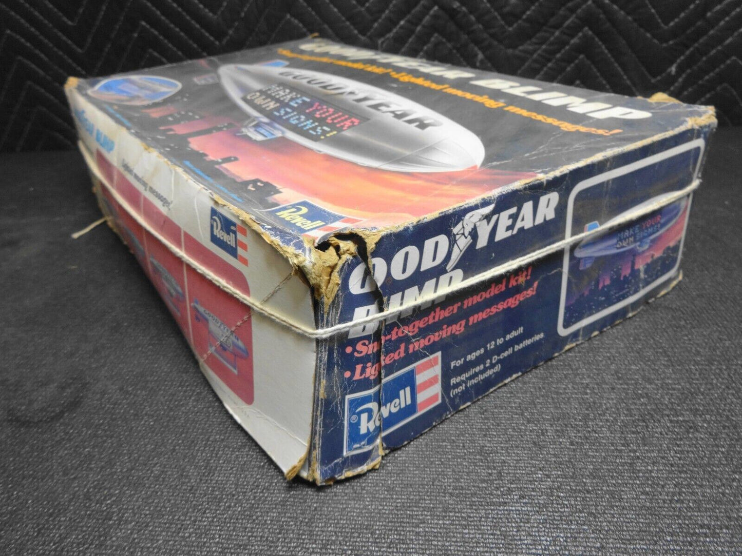 Vintage 1975 Revell Good Year Blimp Snap Model w/ Box, Instructions, Decals