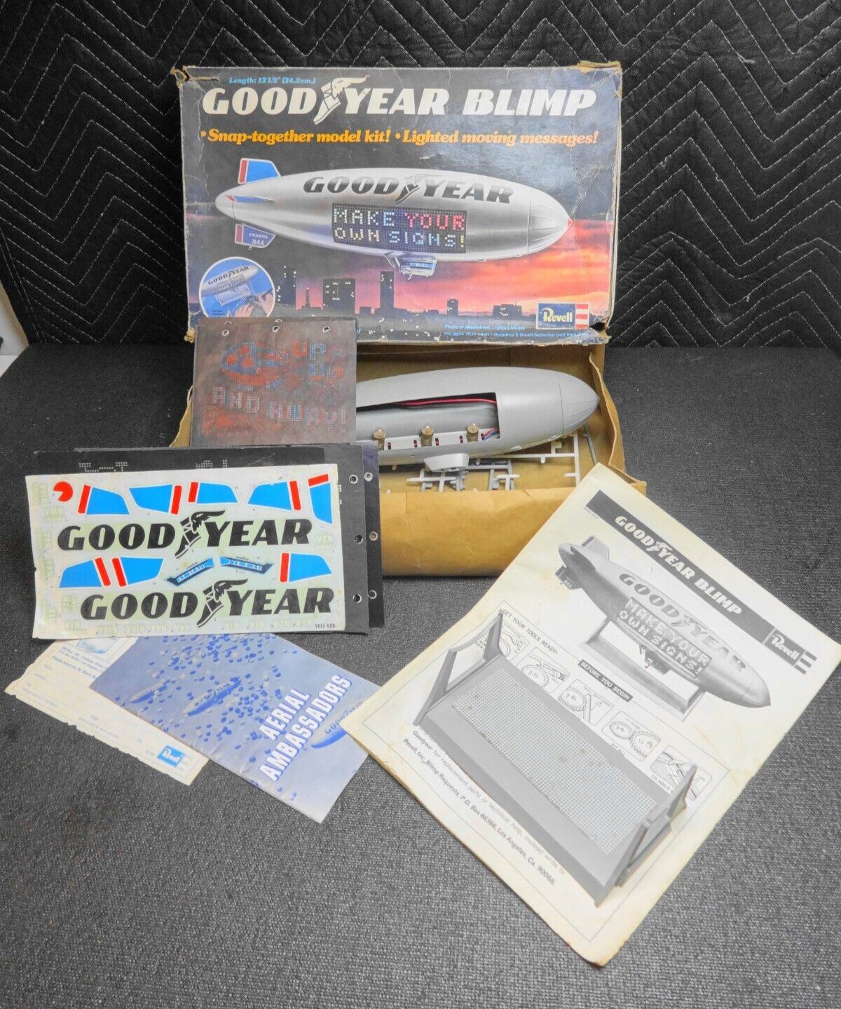 Vintage 1975 Revell Good Year Blimp Snap Model w/ Box, Instructions, Decals