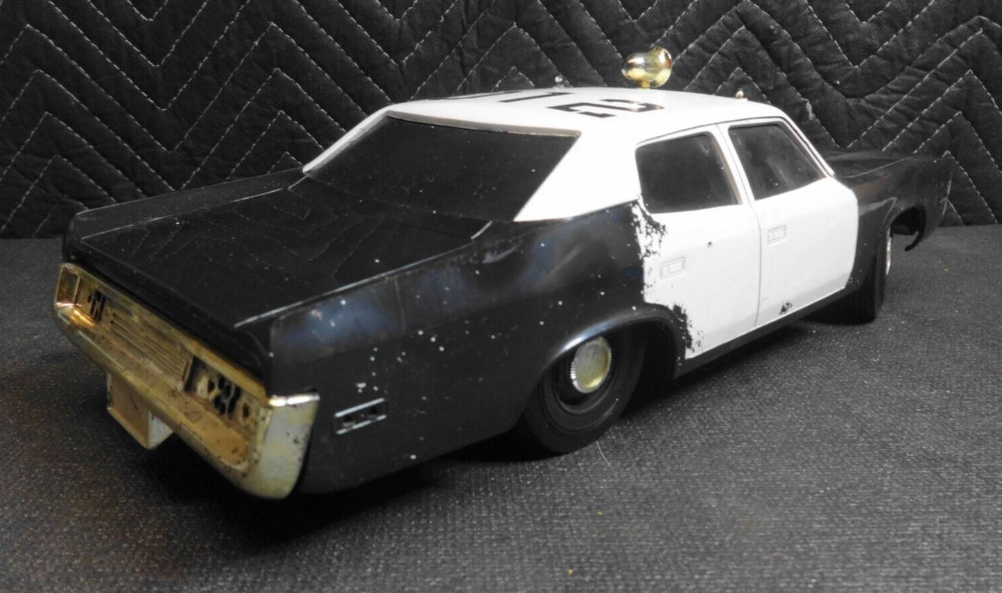 1974- COX, ADAM-12, POLICE CAR -PARTS SHELL AND BASE