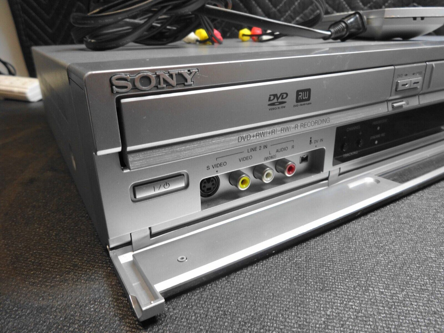 Sony RDR-VX500 VCR DVD Recorder Dubbing Combo Player VHS HiFi - *SERVICED*