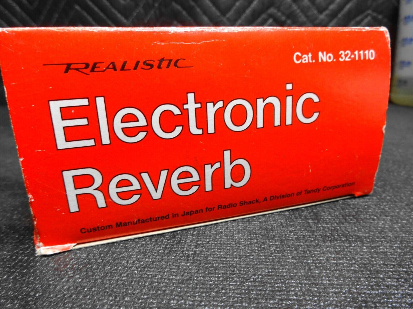 NOS Realistic Electronic Reverb • Vintage Bucket Brigade effects unit • 32-1110