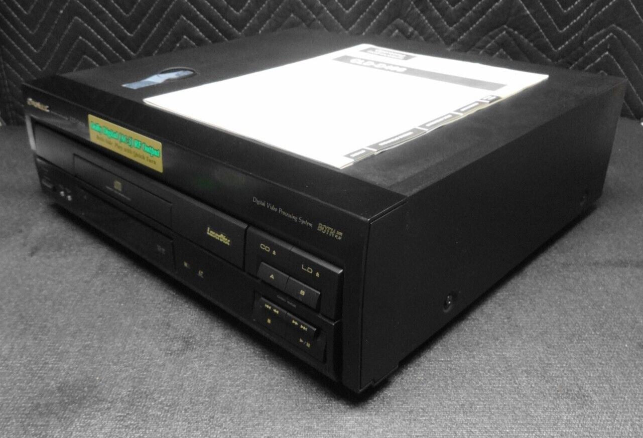 Pioneer CLD-D406 Laser Disc Player w/ Manual, Cables & Remote  *Serviced*