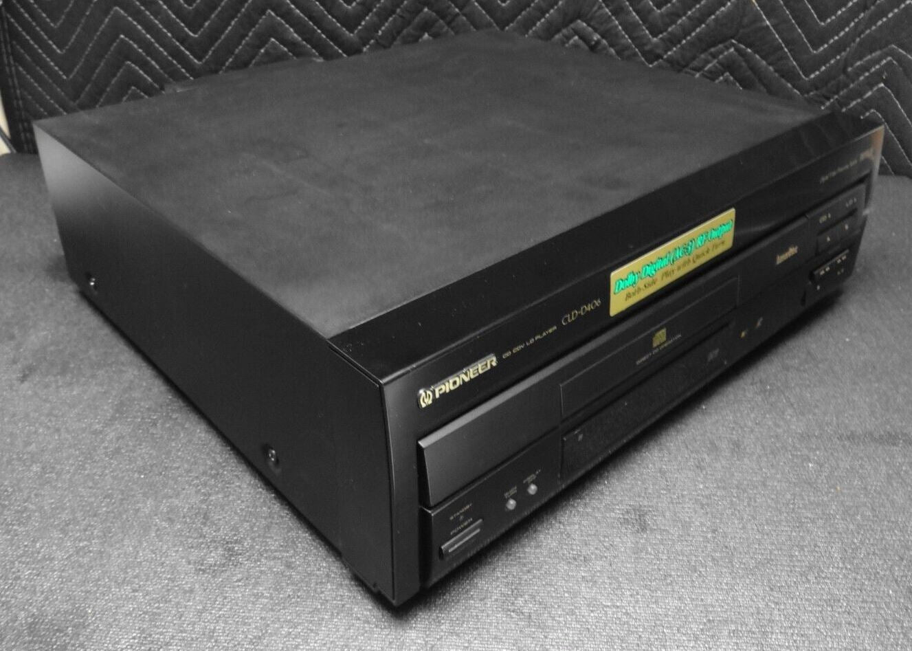 Pioneer CLD-D406 Laser Disc Player w/ Manual, Cables & Remote  *Serviced*