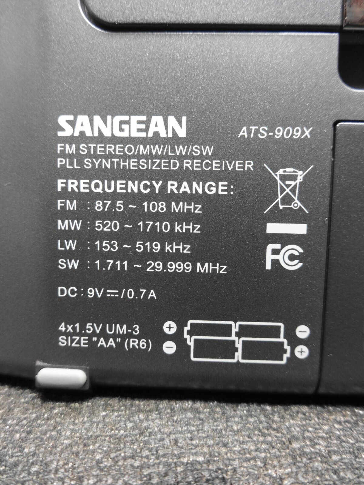 Sangean ATS-909X AM/FM/LW/SW World Band Receiver 