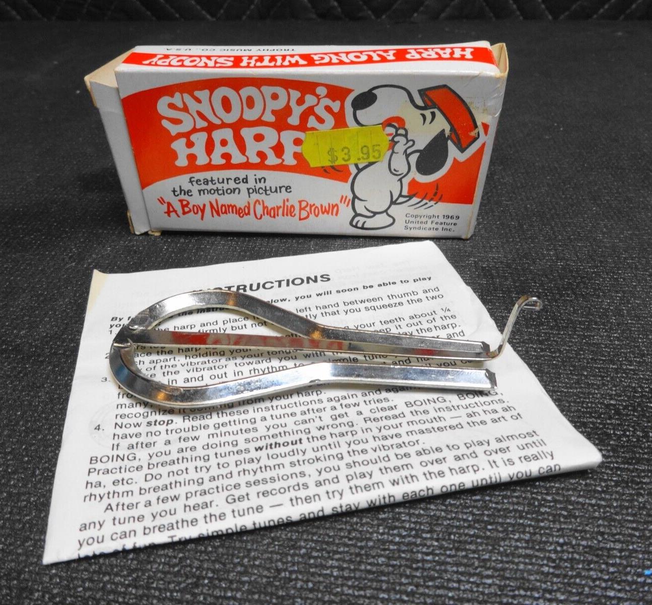 Vintage Trophy Snoopy Blue Grass Jaw Juice Harp w/ Box and Instructions 3490