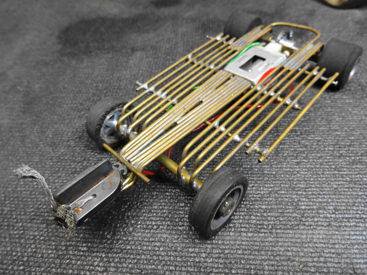 PACTRA (style) Brass Rail Chassis w/ Mura Magnum 88 Magnets Motor - 1/24
