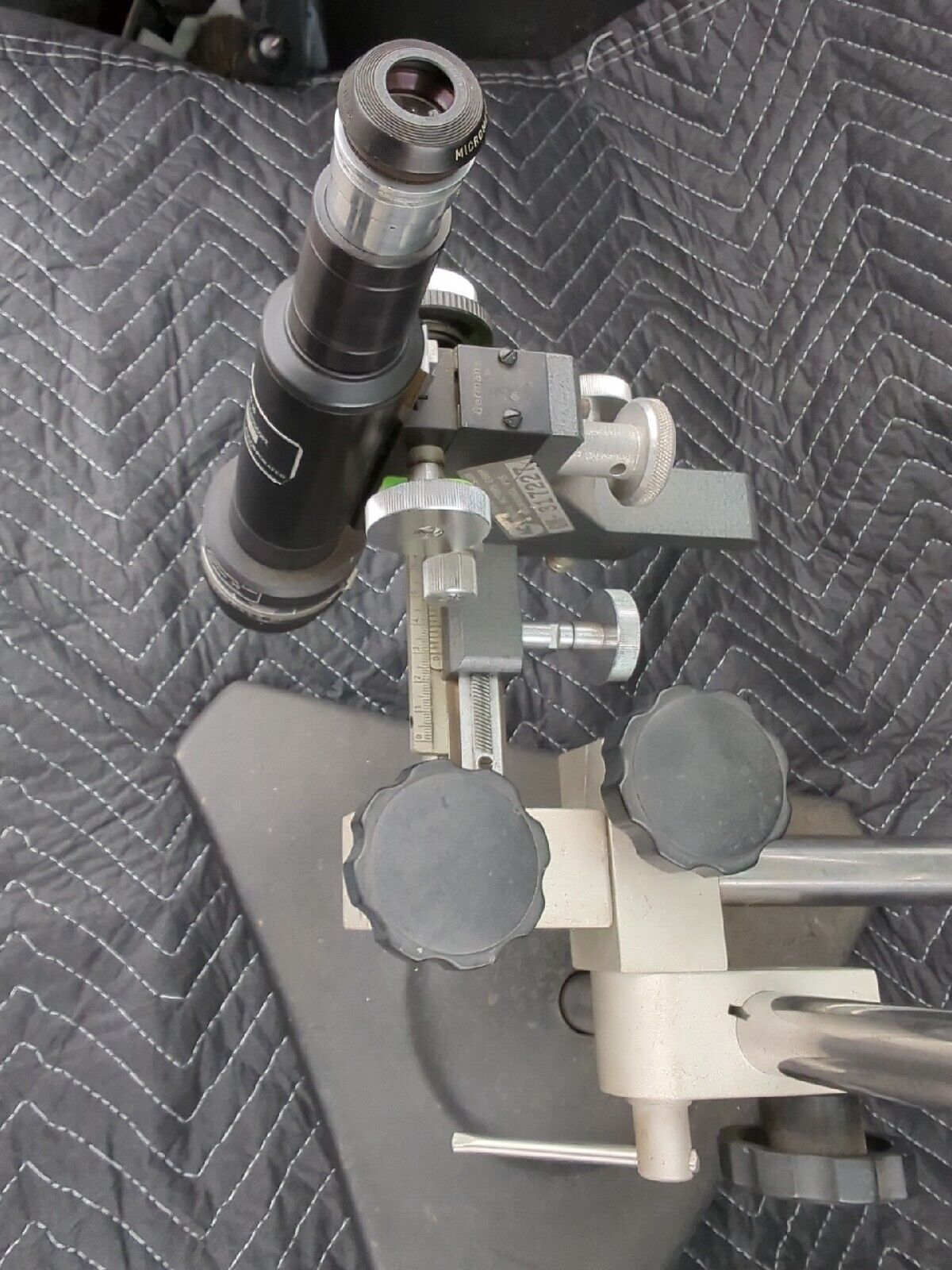 Gamma Scientific 700-10 Photometric Microscope Stage, Positioner Assembly, Stand
