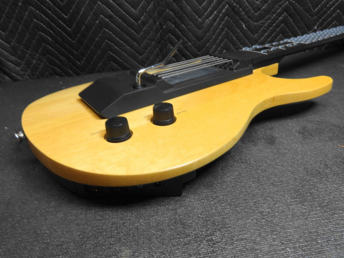 YAMAHA EZ-EG Electronic Digital Silent Guitar