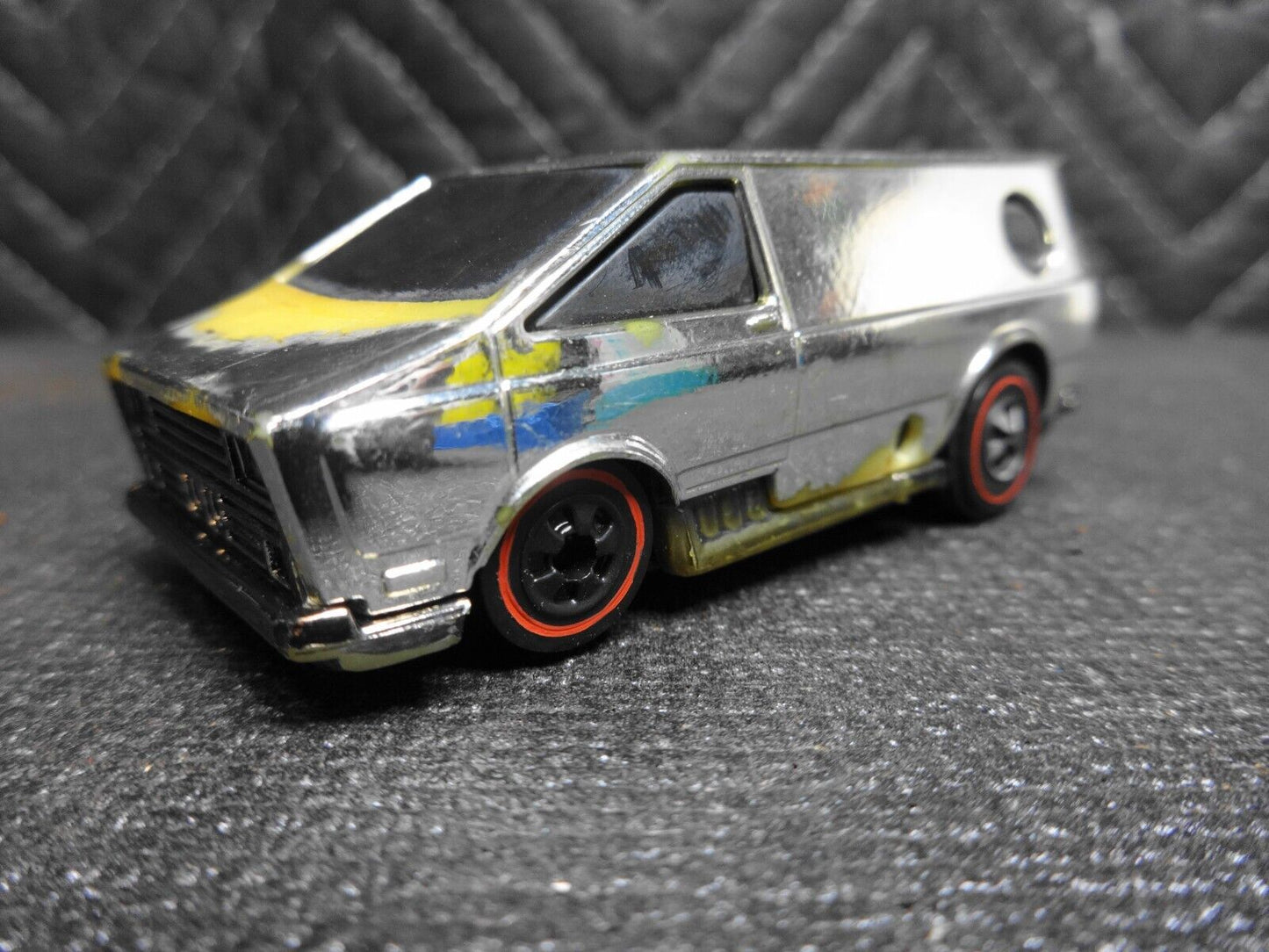 HOT WHEELS RED LINE SIZZLERS CHROME SILVER VAN VANTOM