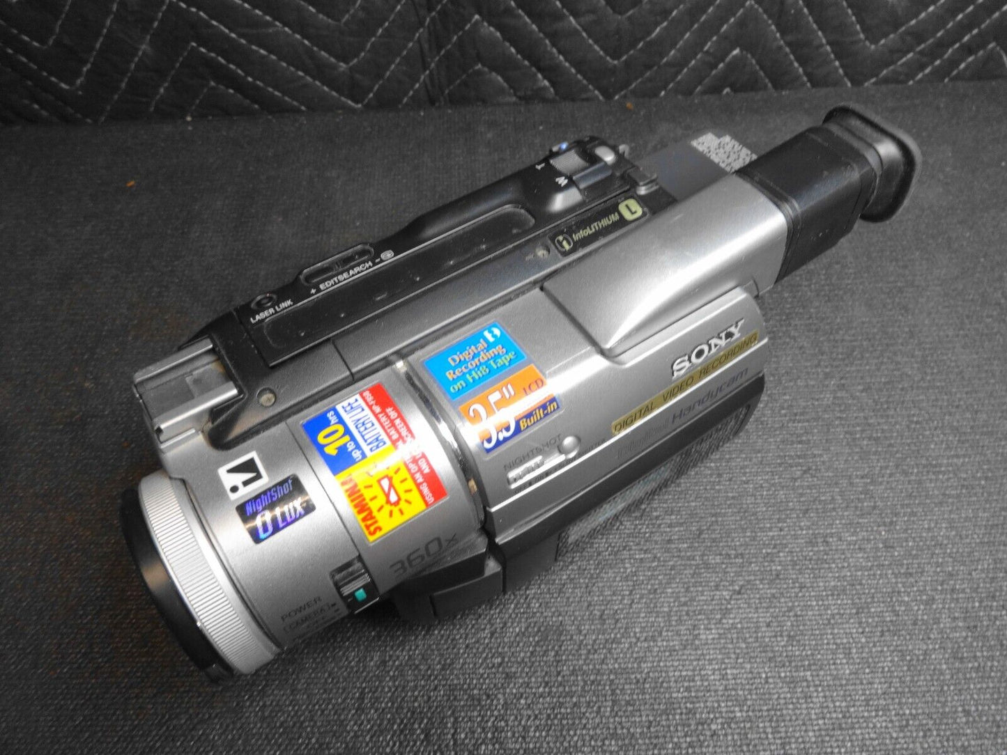 Sony DCR-TRV310 Digital8 Hi8 Handycam Nightshot Camcorder Bundle - Tested
