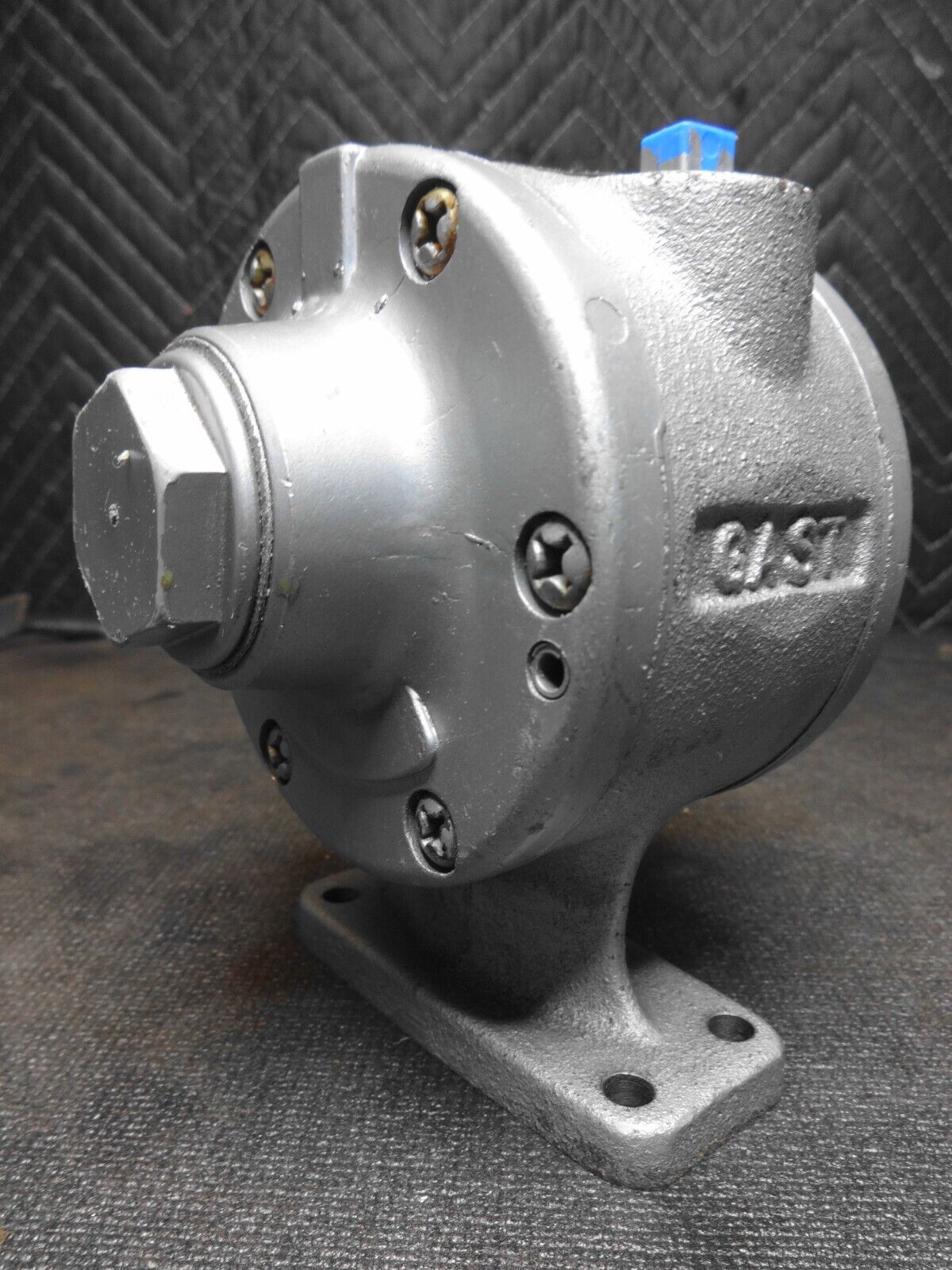 Gast 4AM-FRV-13C Air Motor 1.7 HP 1.25 kW 3000 RPM 100 PSI - AM425