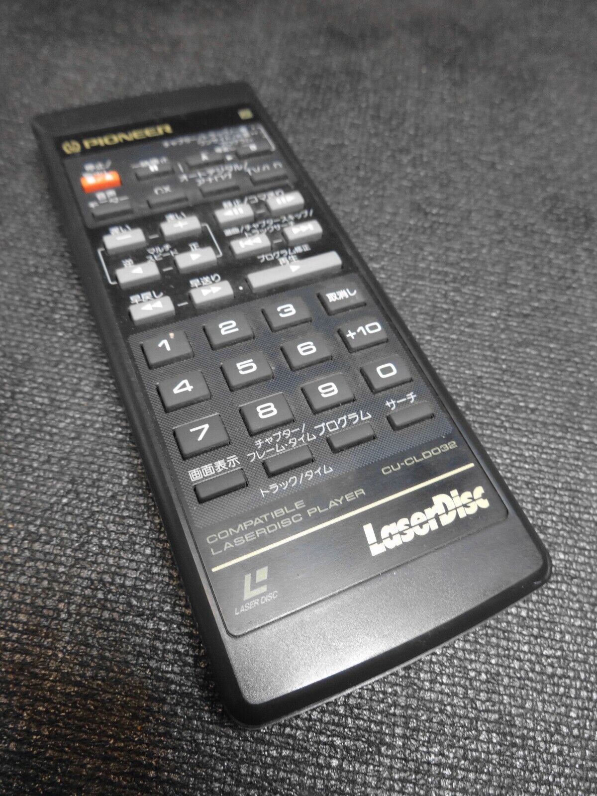 OEM Pioneer LaserDisc Player Remote Control CU-CLD032 in Japanese