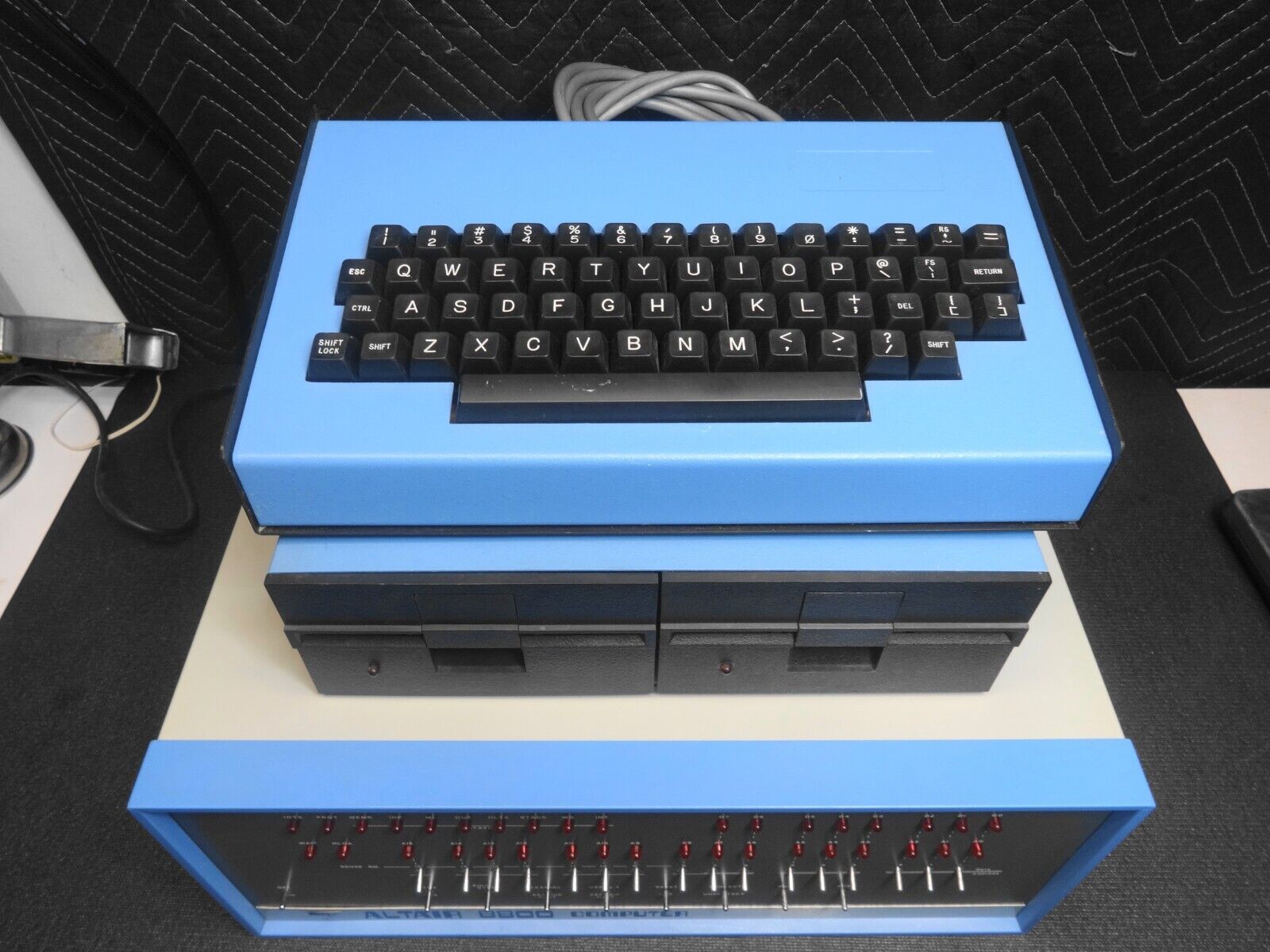 Vintage MITS Altair 8800 PC Computer w/ Dual Floppy, Keyboard and asso ...