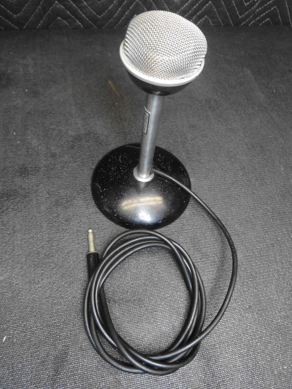 Brush Acousticel BA-106 Vintage Crystal Microphone on Stand