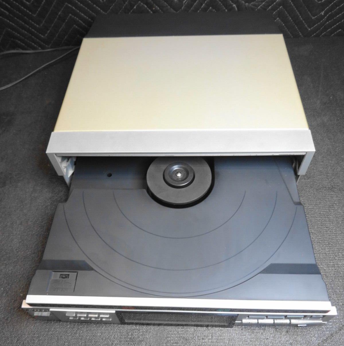 Turntable Sharp Front Tray Loading RP-117 - *SERVICED* New Belt / Lubr ...