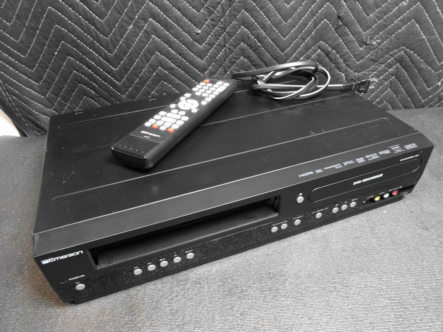 EMERSON ZV427EM5 VCR VHS DVD Dubbing Recorder Combo Player W/ Remote - *SERVICED