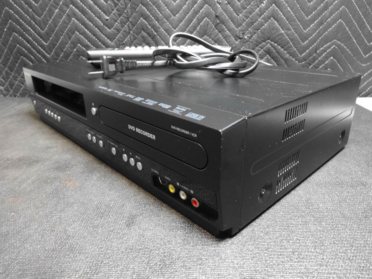 EMERSON ZV427EM5 VCR VHS DVD Dubbing Recorder Combo Player W/ Remote - *SERVICED