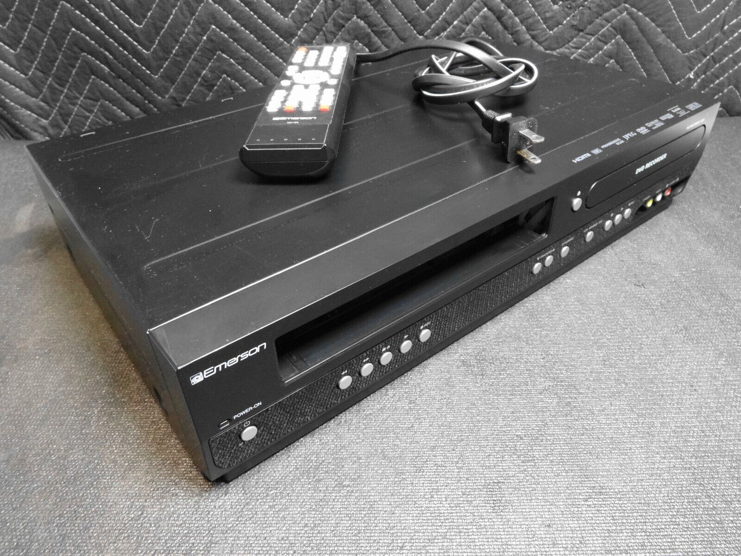 EMERSON ZV427EM5 VCR VHS DVD Dubbing Recorder Combo Player W/ Remote - *SERVICED