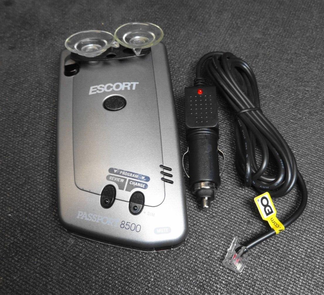 Escort Passport 8500 Radar Detector w/ DC New Power Cord