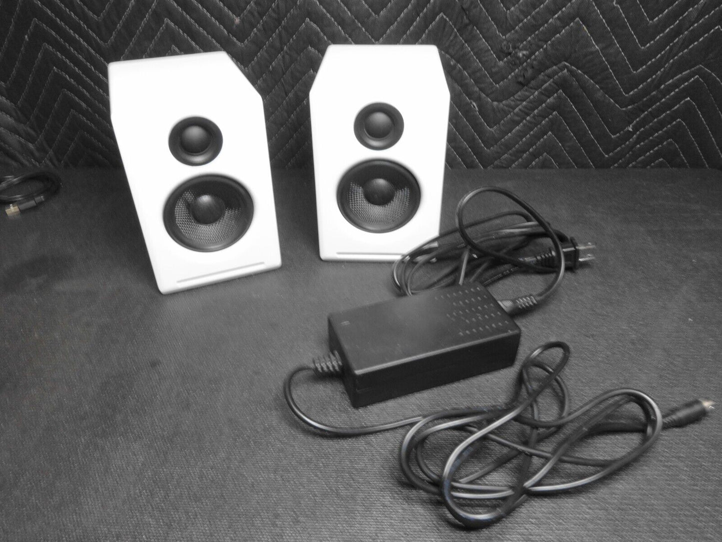 AudioEngine A2 White Desktop Monitor Speakers - Wired/Powered