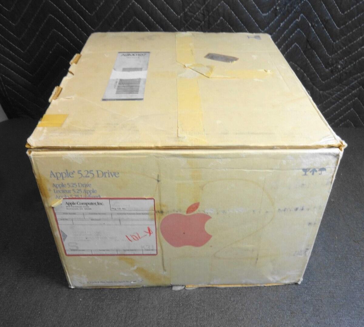 Vintage Apple II Unidisk 5.25 A9M0107 In Original Box