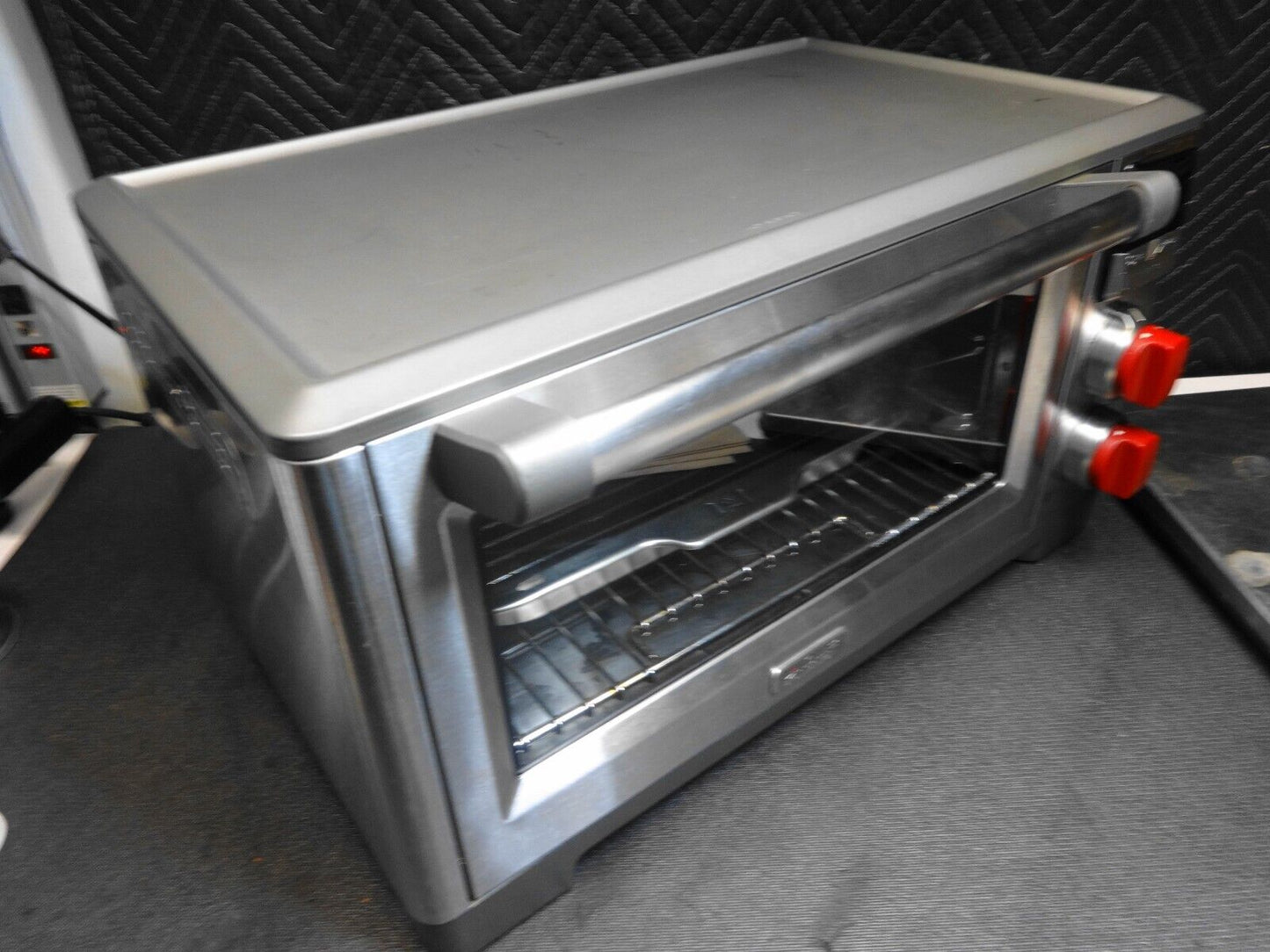 Wolf WGCO100S - Gourmet Elite Countertop Convection Oven Stainless Steel