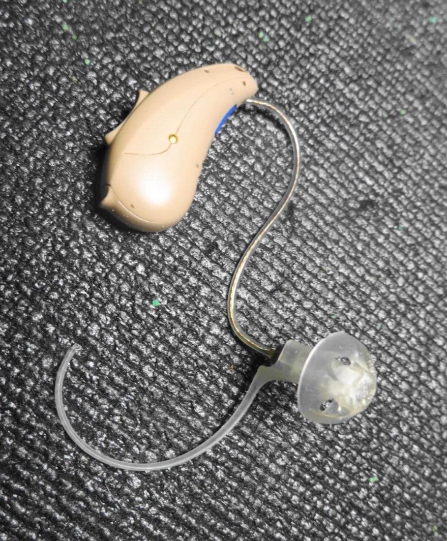 Rexton Strata 2c Hearing Aid for left ear - w/ receiver