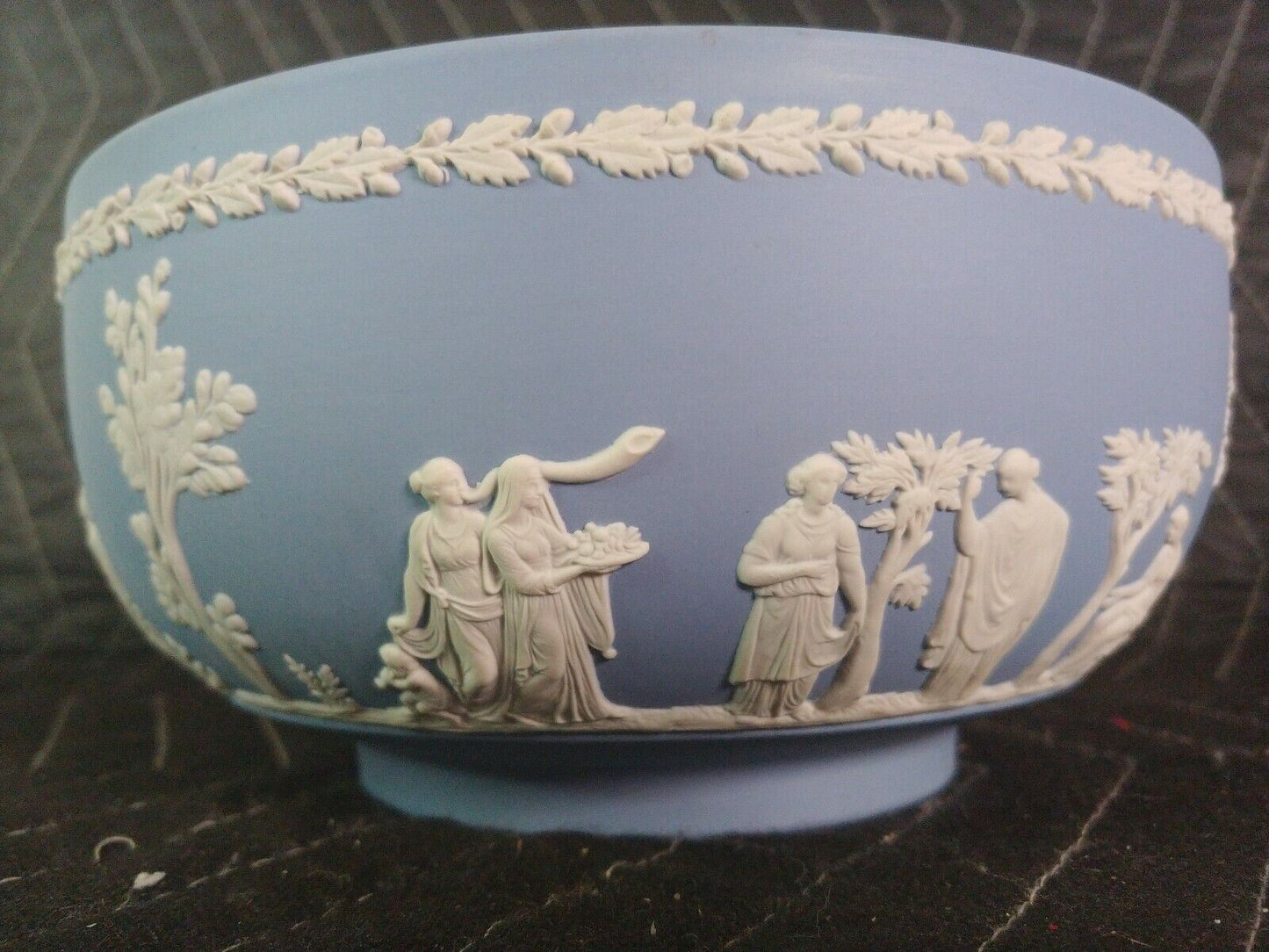 1920 Wedgwood 8" BOWL NeoClasical Jasperware Etruscan MAIDENS Cherubs PUTI