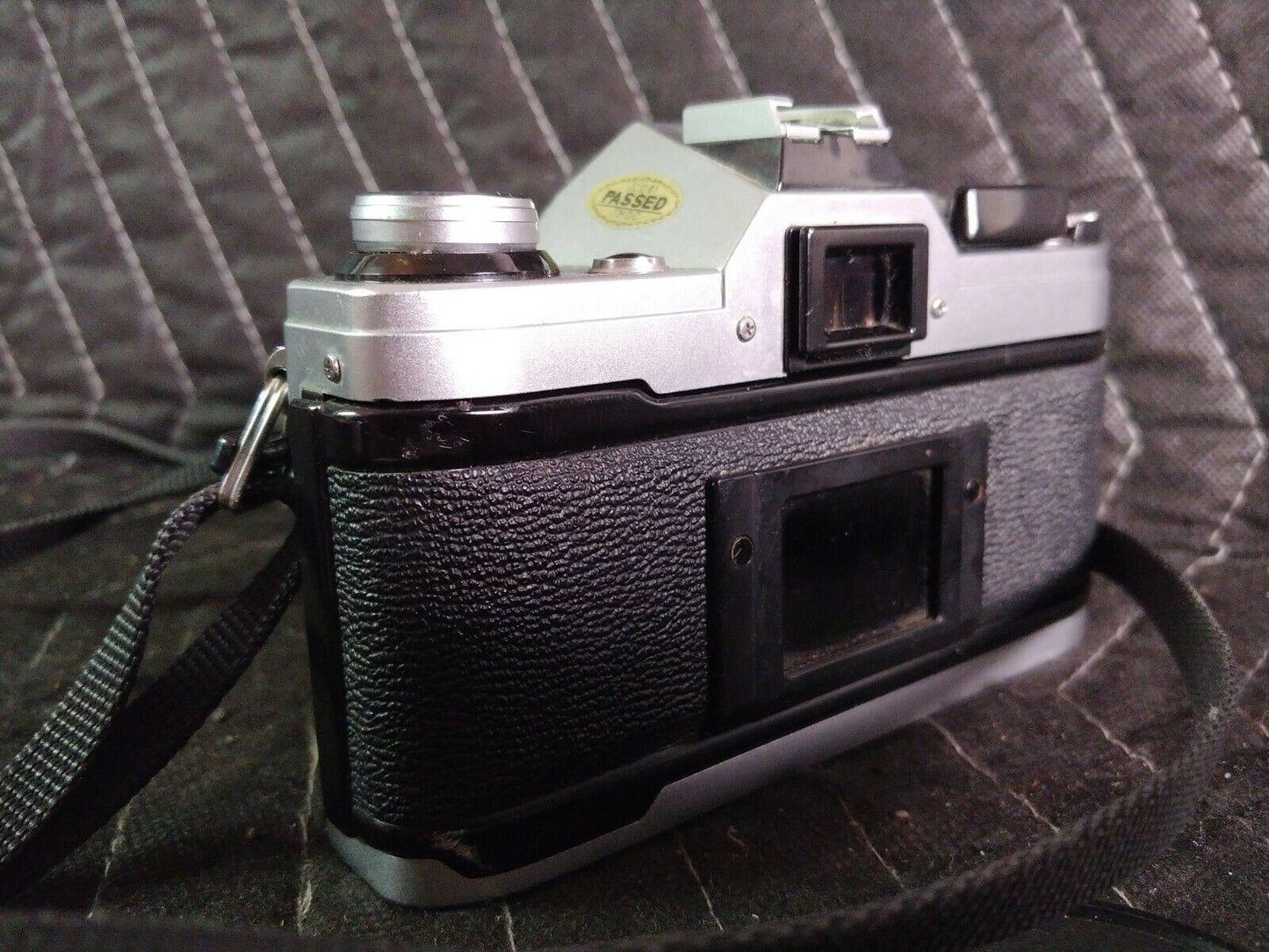 Canon AE-1 Classic 35mm Film Camera FD f/ 1.8 50mm Lens SLR Silver JAPAN