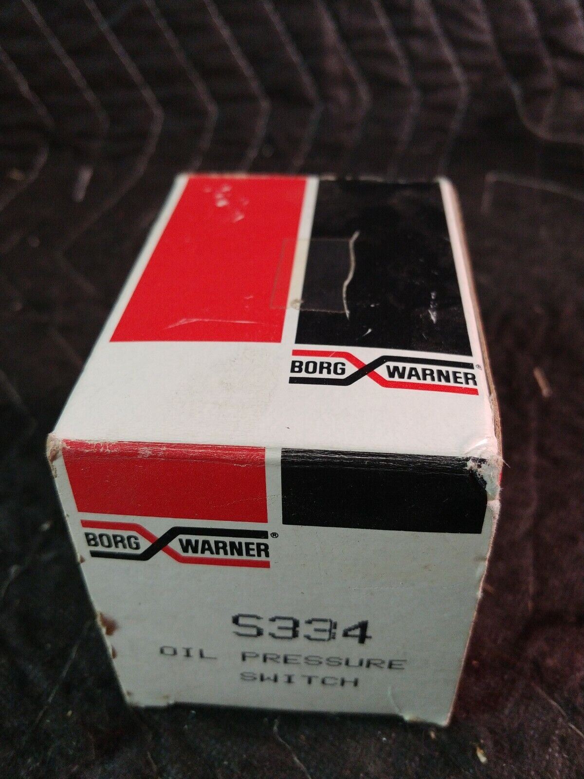 Borg Warner Oil Pressure Switch Part # S334 New In Box