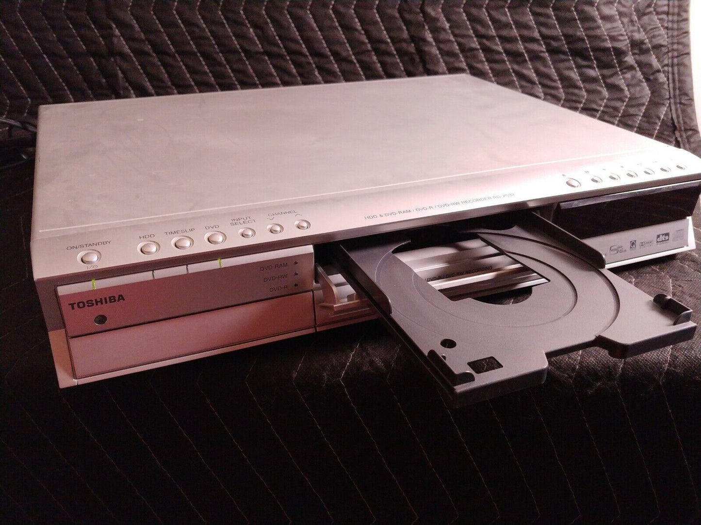 Toshiba RD-XS32 DVD/HDD Combo Recorder