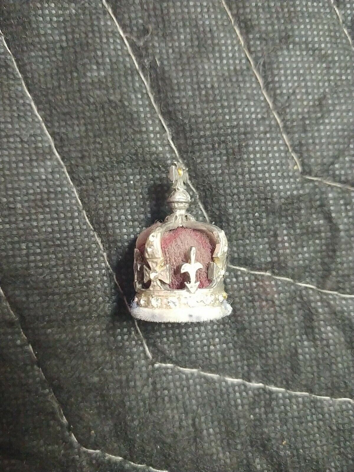 Royal British Crown Thimble.