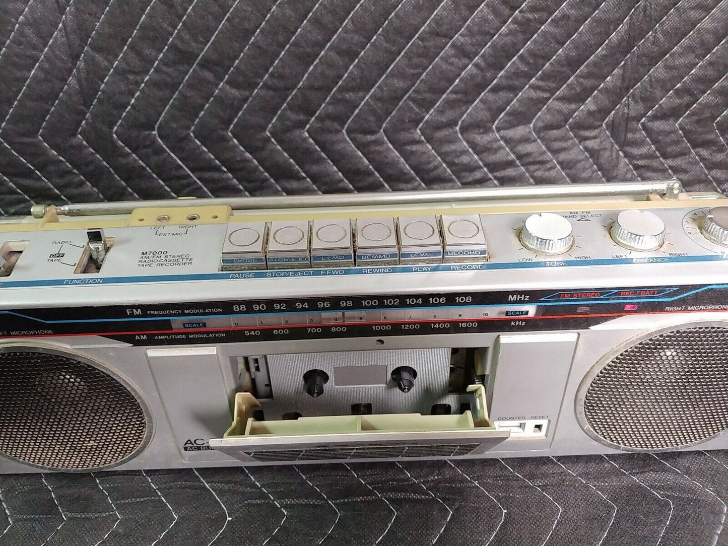 Vintage SANYO M7000 Boombox Radio Stereo Cassette Recorder  - Tested. ** Read **