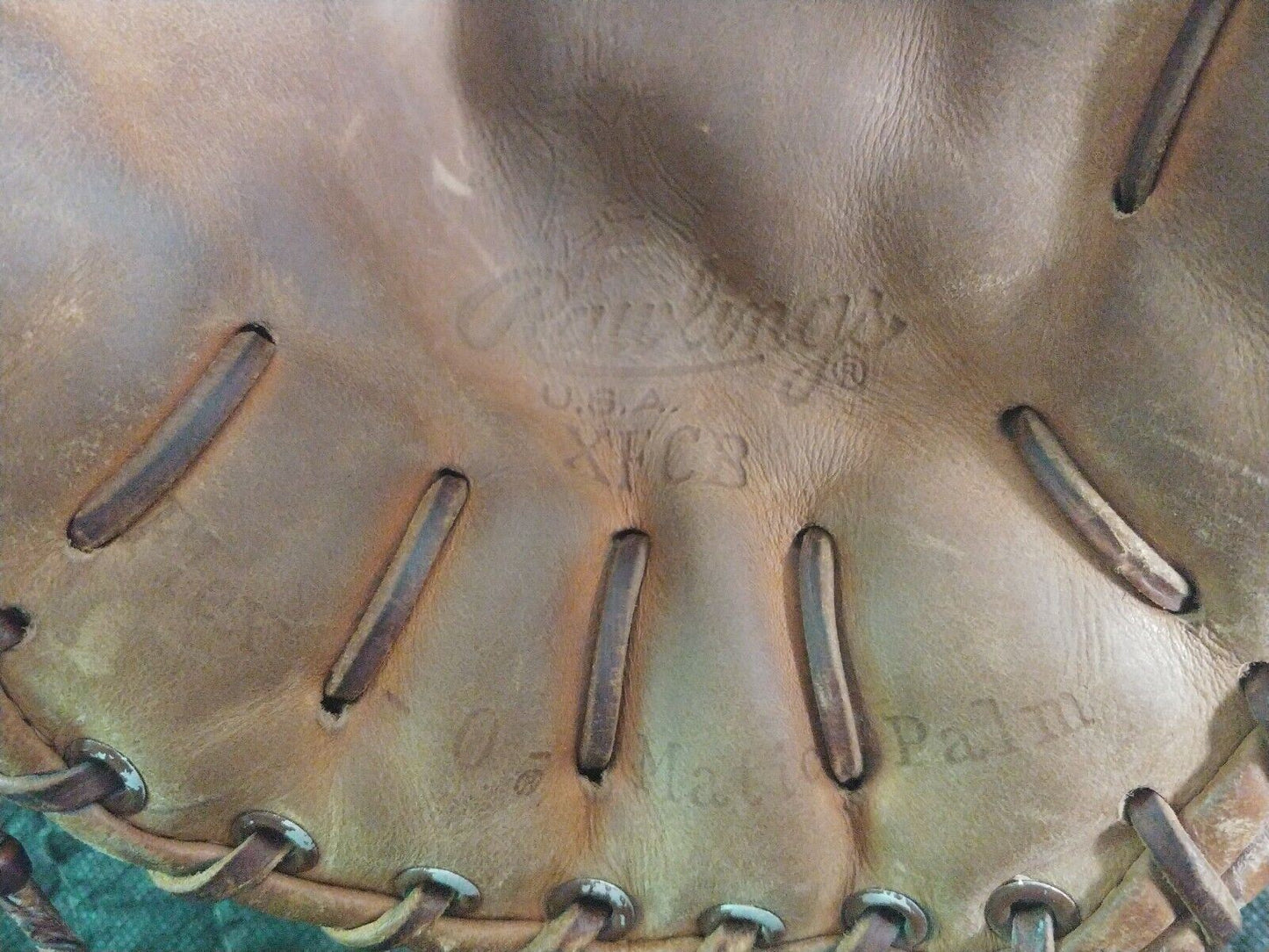 Rawlings Heart of the Hide -Right Hand Throw XFCB  Bellow-Web-Made in the USA