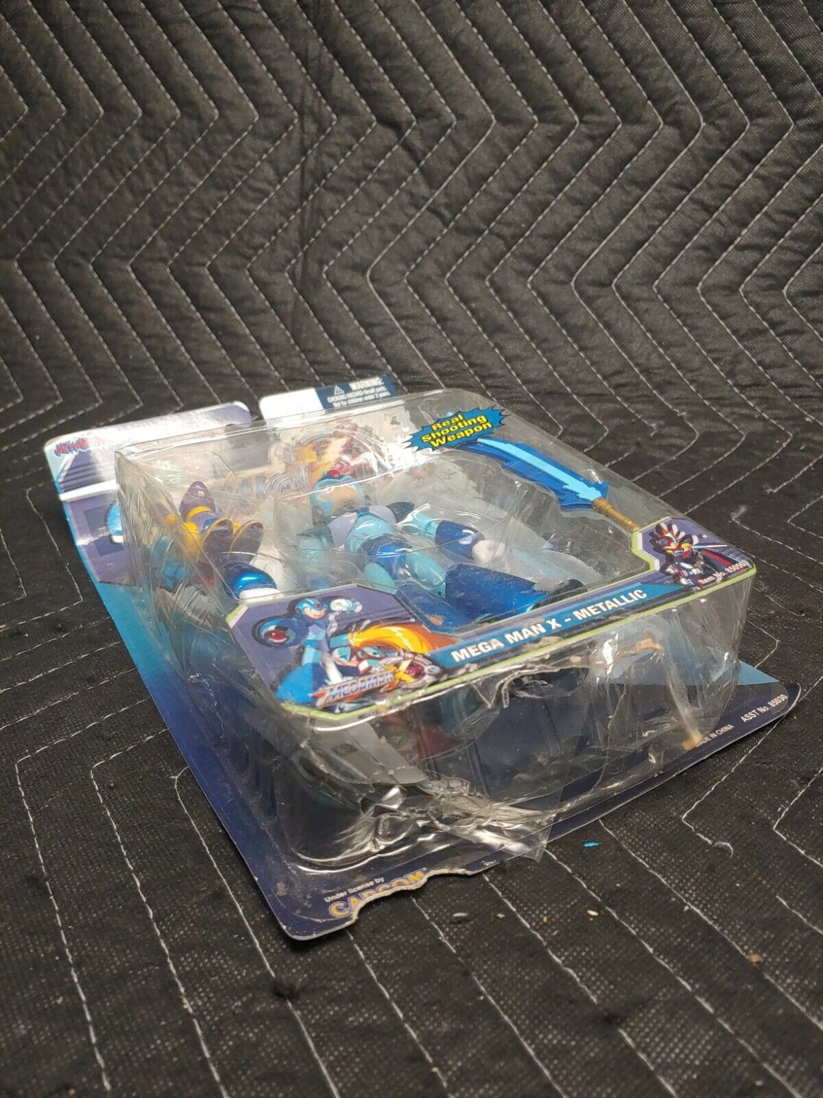 2004 MEGA MAN X - Metallic - Jazwares - In retail package