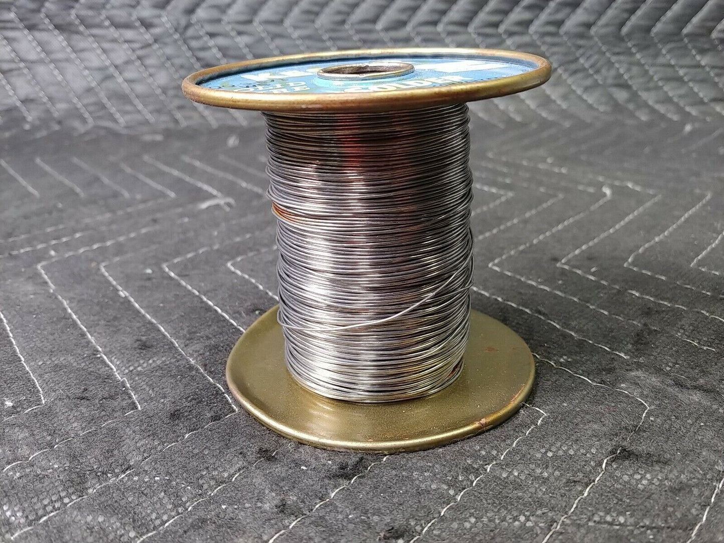 KESTER SOLID WIRE SOLDER QQS 571 WS ALLOY SN50 .031 DIAMETER 50% SPOOL