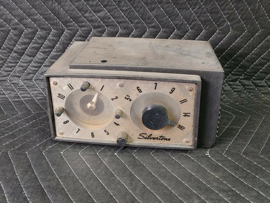 Silvertone clock radio #3007 ebony - Parts / Restore