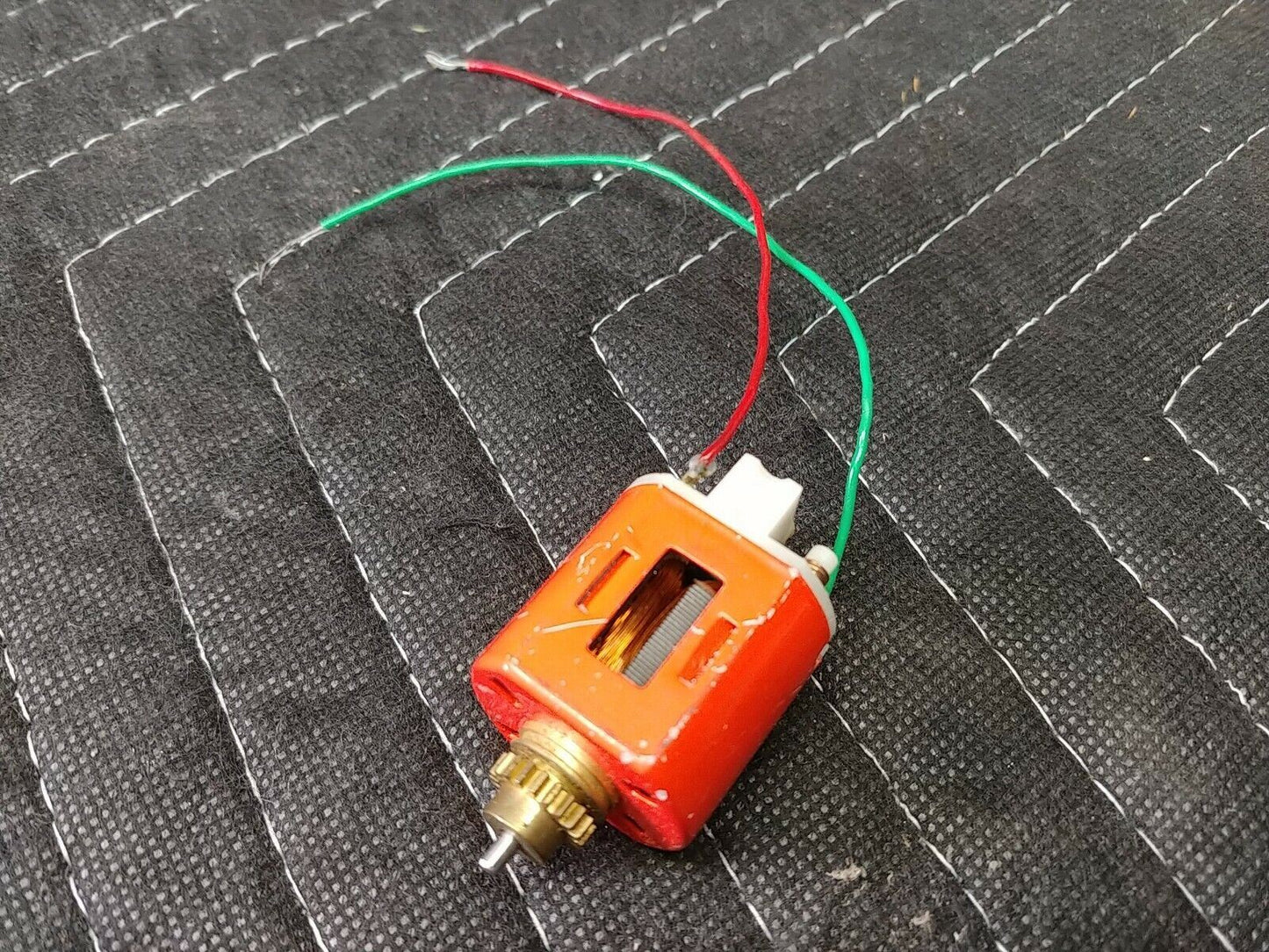 Vintage Classic CM 360 8-Volt DC Slot Car Motor FT-36D w/ 20 tooth pinion