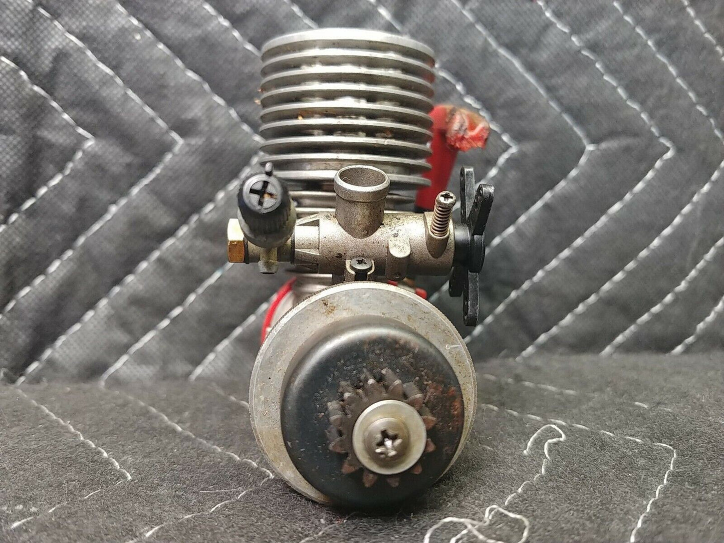 KYOSHO GS11X Vintage RC Nitro Engine - Pull Start Glow