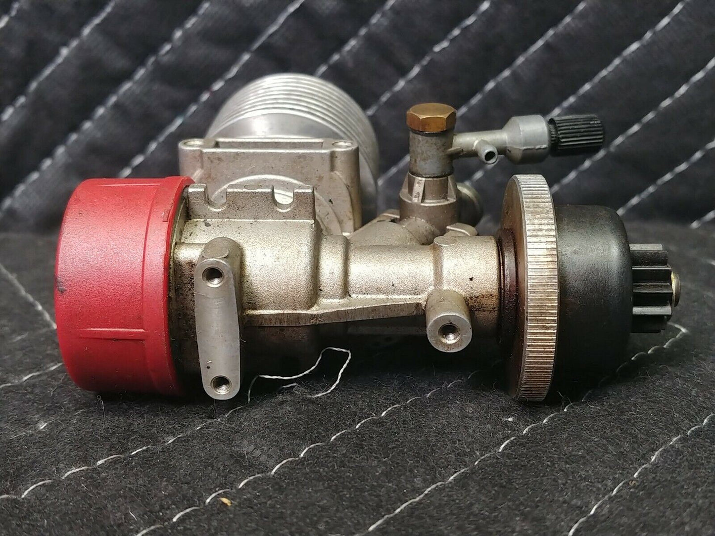 KYOSHO GS11X Vintage RC Nitro Engine - Pull Start Glow