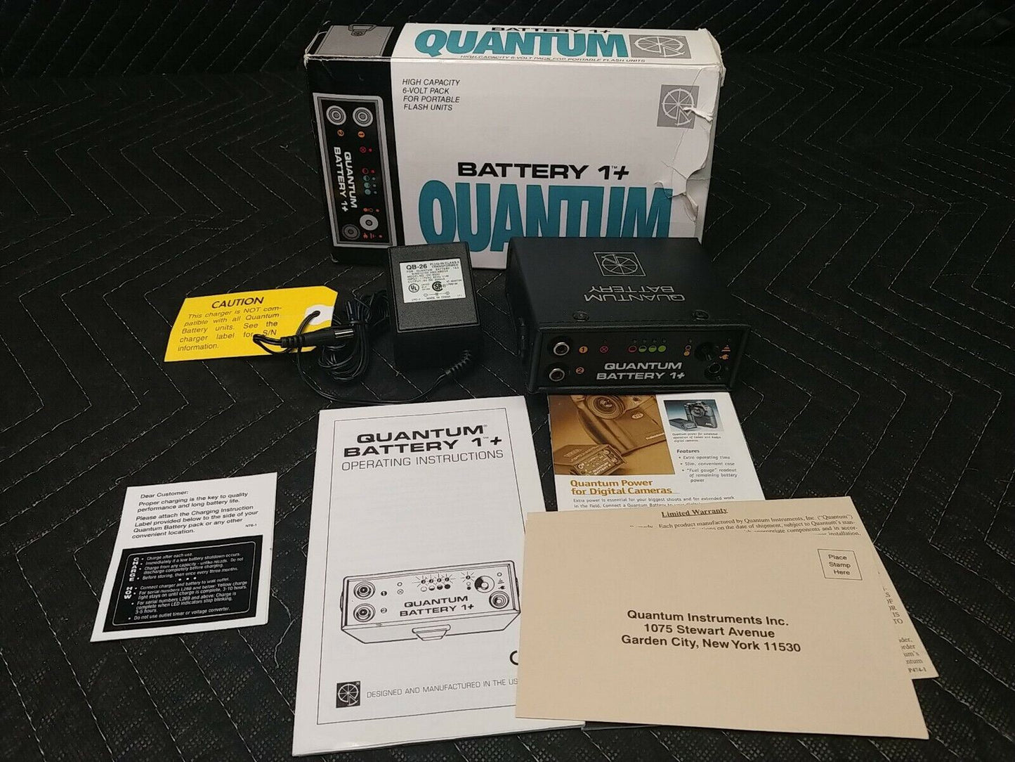 Quantum Battery 1 Plus Flash Power Pack W/ QB-26 AC Charger QB1+ IN BOX