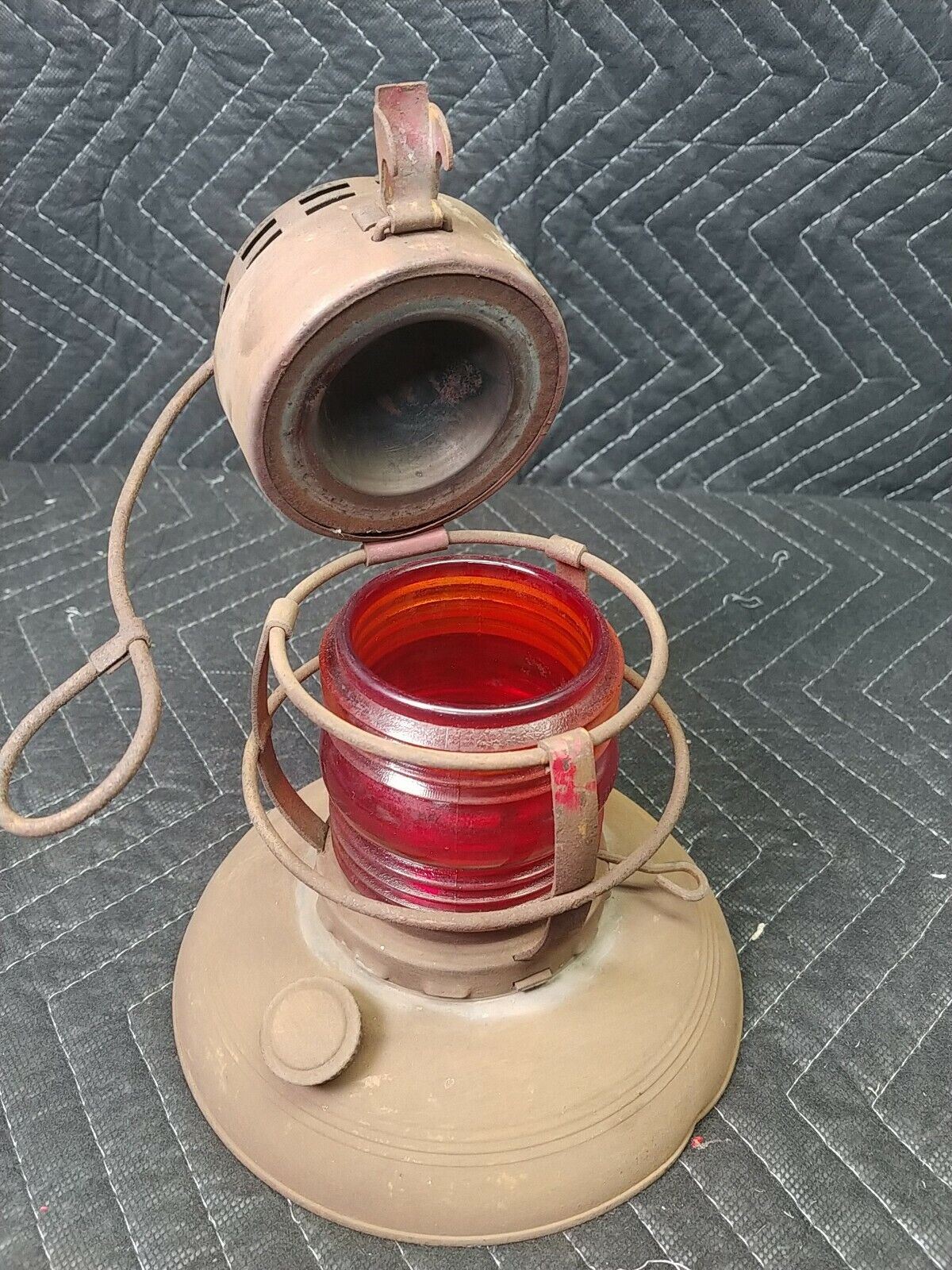 Embury Lantern with Red Lamp No 40 Traffic Gard Warsaw NY