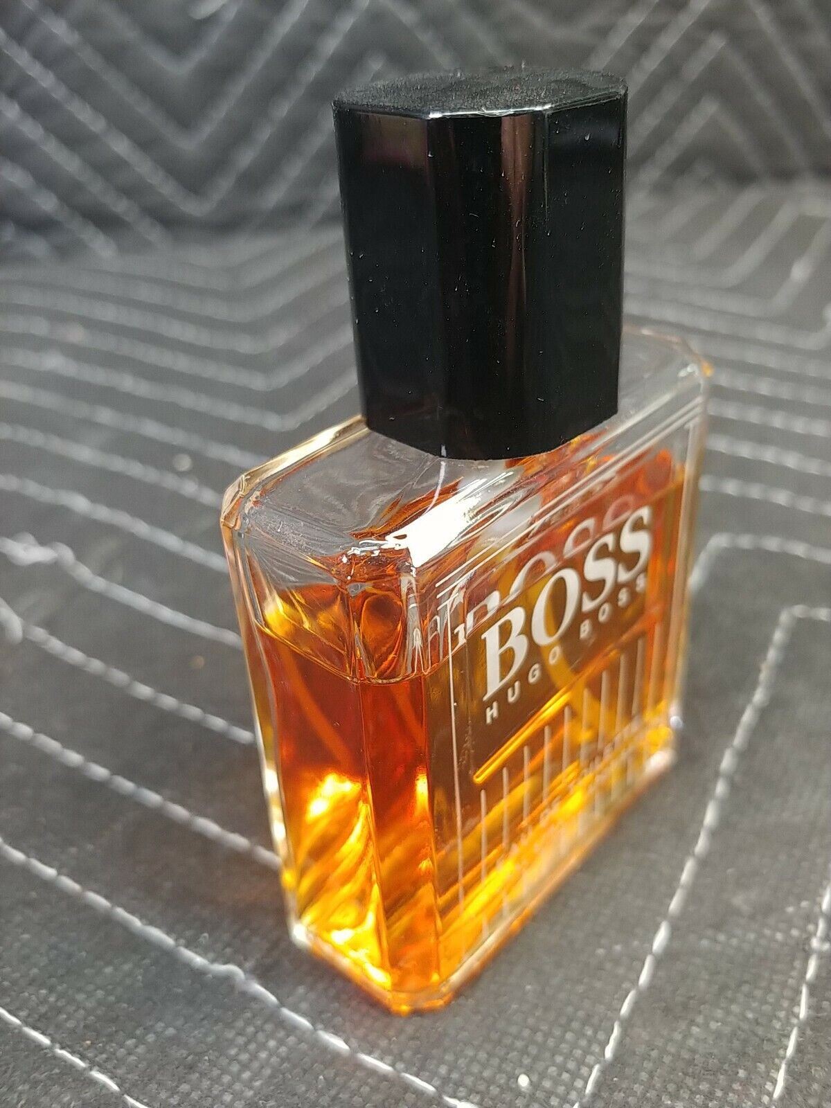 BOSS BY HUGO BOSS COLOGNE SPLASH EAU DE TOILETTE 1.7FL.OZ 1980’s VINTAGE