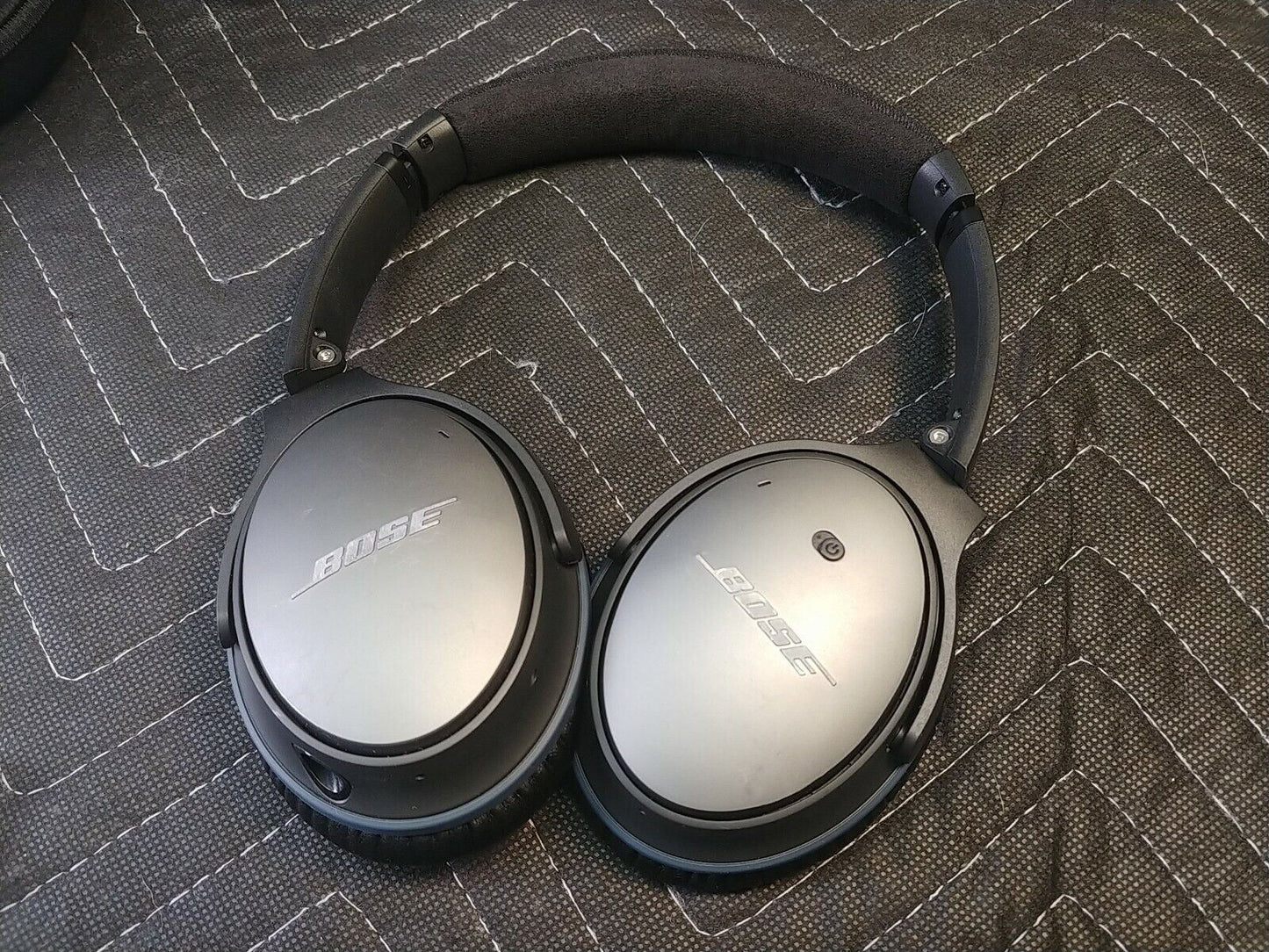 Bose QC25 Quiet Comfort 25 Acoustic Noise Cancelling Ear Headphones Black