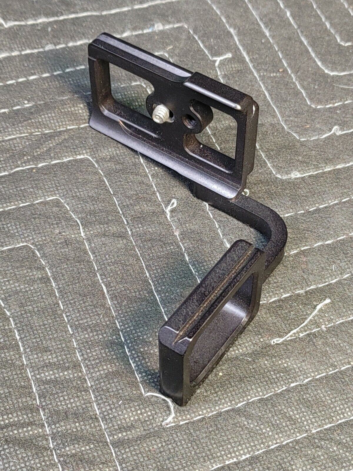 Fuji S2 Pro L Bracket - Kirk Enterprises